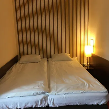 Ventana Free Parking 3* Poznań