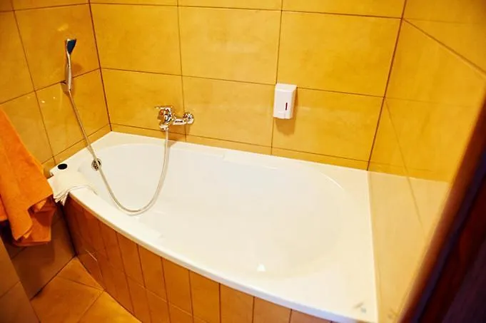 Bed & Breakfast Villa Ventana Poznan City Free Parking Sniadanie W Cenie 3*